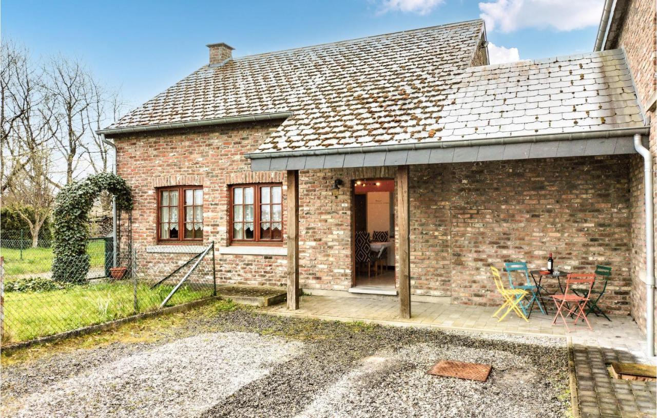 Nice Home In Somme-Leuze With Wifi Exterior photo